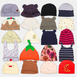 # 17/Lot5 - Baby Caps