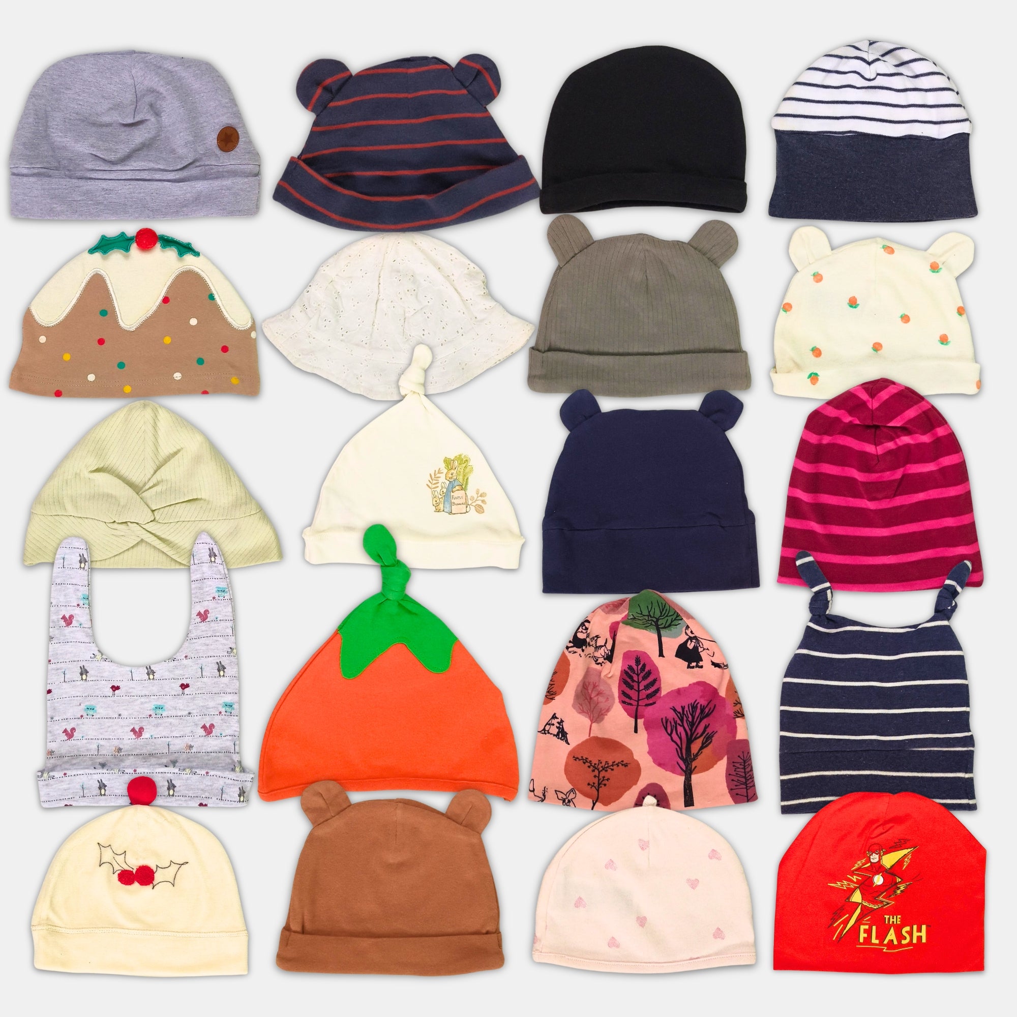 # 17/Lot5 - Baby Caps