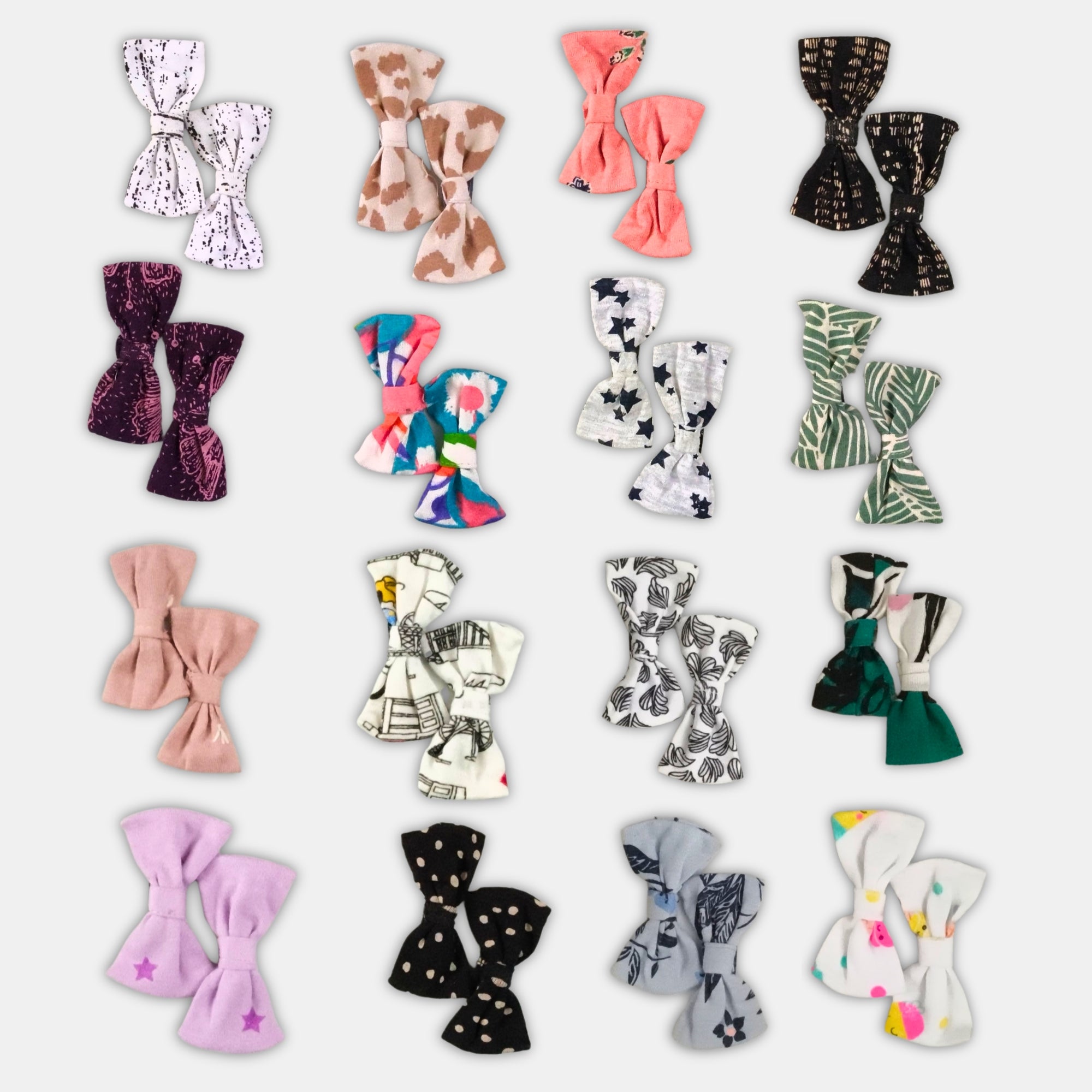 # 302/Lot1 - Baby Girl Tic-Tac Bows