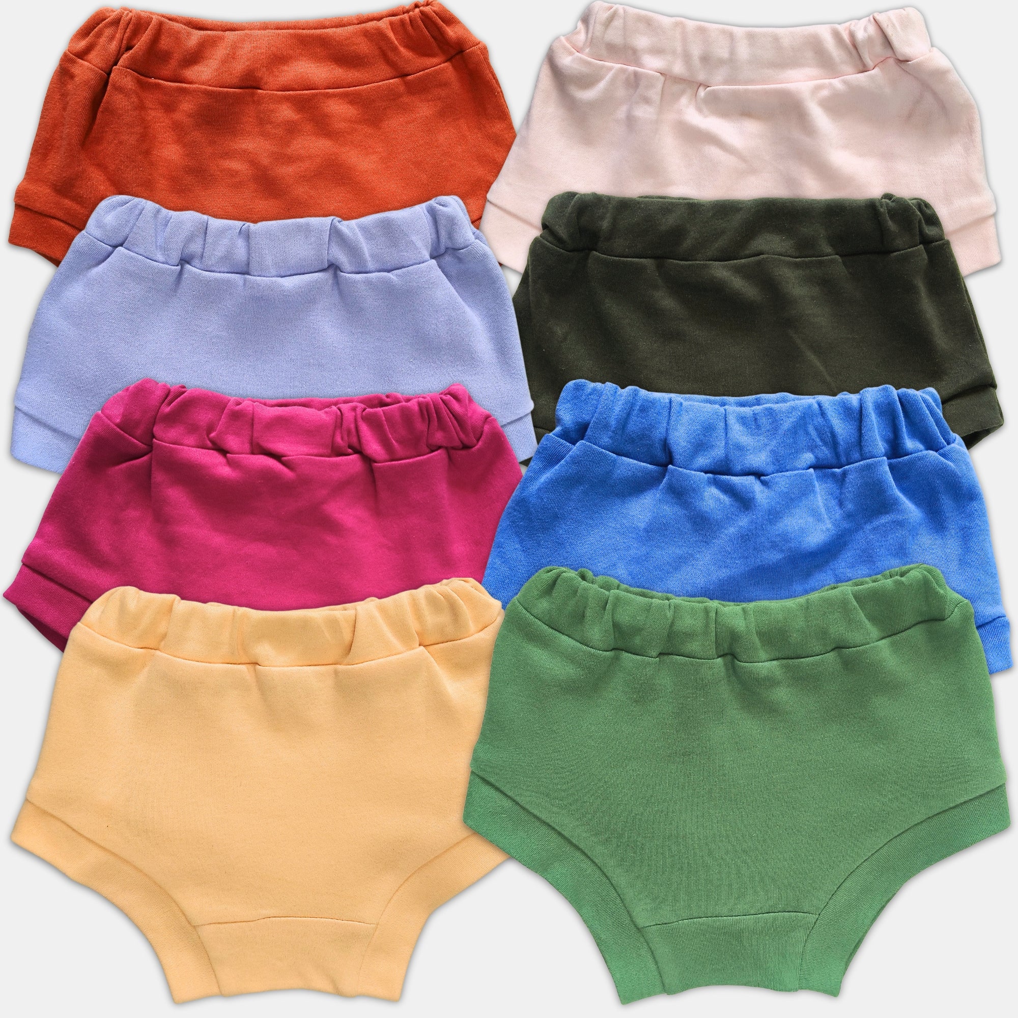 # 32V/Lot1 - Baby Bloomers